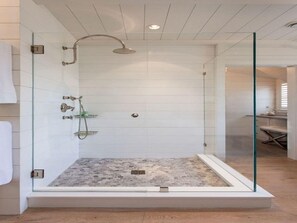 Shower, towels