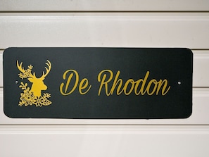 2 bedrooms, minibar, individually furnished, bed sheets