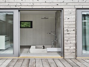 Shower, towels