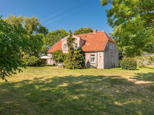 Exterior - Cozy Apartment in Sandhagen bei Biendorf by the Lake (Biendorf)