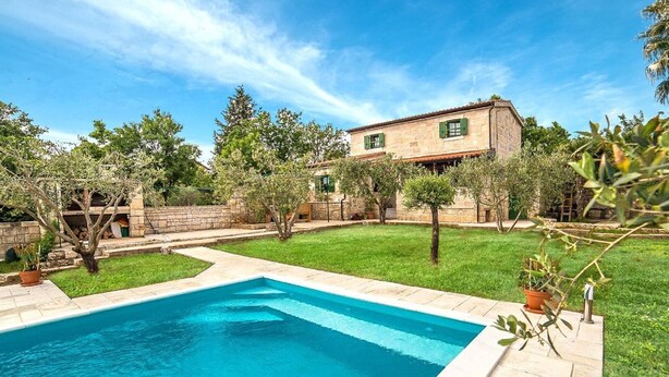 Outdoor pool - Beautiful Stone House Located Near Zadar and Near the sea (Posedarje)