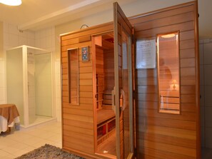 Villa | Bathroom - Villa with Sauna near Golf Course (Durbuy)