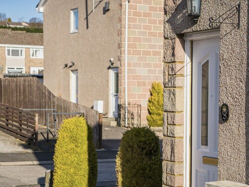 Elegant Apartment in Aberdeen near Kingseat, Whitecairns