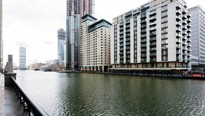 Exterior - Riverfront Apartment in London near Museum of London (London)