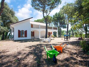 House | Garden - Enchanting Coastal With Views (Pesaro)