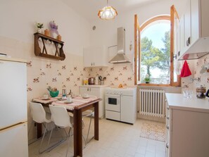 House | Private kitchen - Enchanting Coastal With Views (Pesaro)