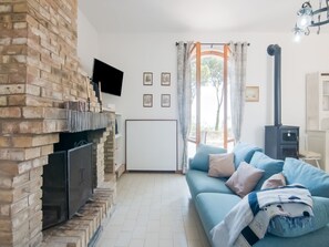 House | Living room