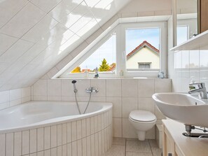 Apartment | Badezimmer