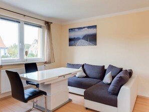 House | Living area - Restful Holiday Home in Kalkhorst near Beach & City Center (Kalkhorst)