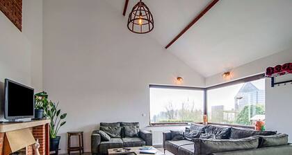 The Waltz of the Chickadees in Somme Leuze