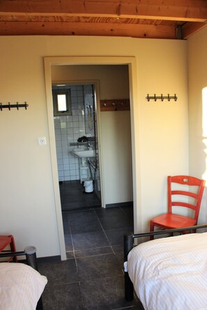 單棟房屋 | 2 間睡房、床單