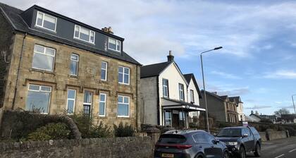 Novel Apartment in Dunoon With Balcony