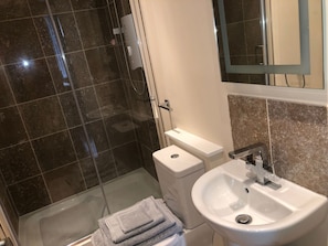 Shower, towels