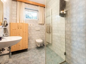 Apartment | Badezimmer