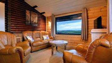 Chalet | Living area