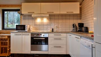 Chalet | Private kitchen | Highchair