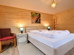 Chalet | 2 Schlafzimmer, individuell eingerichtet, Bettwäsche