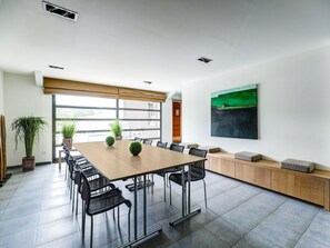 Apartment | Dining