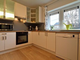 House | Private kitchen | Stovetop, highchair