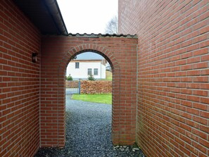 House | Interior detail - Historic Holiday Home in Malmedy With Garden, Terrace, BBQ (Malmedy)