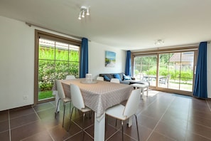 House | Dining