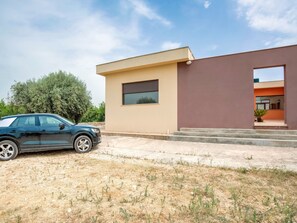 Villa | Exterior