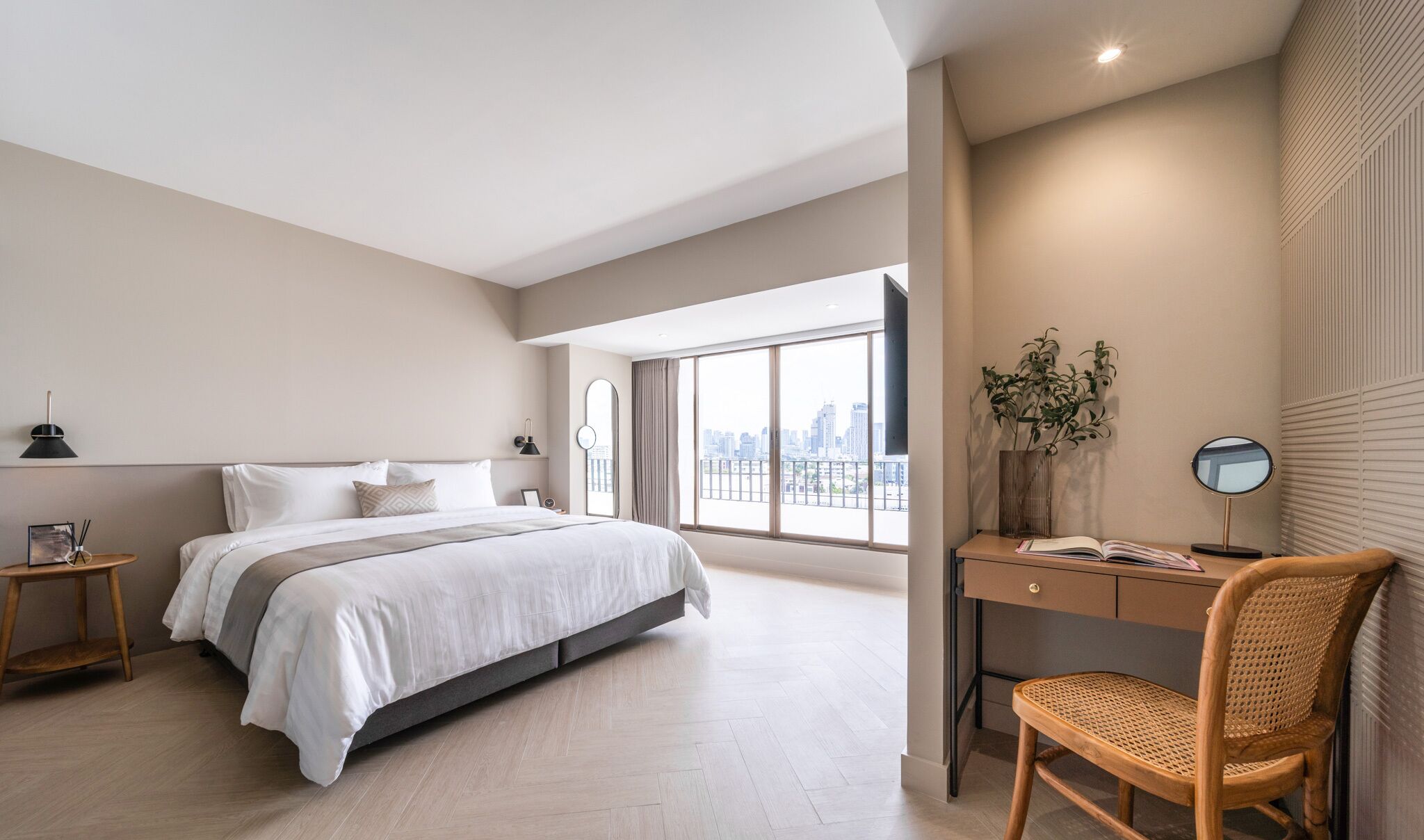 Photo - GLOW Sukhumvit 71