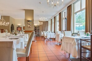 House | Dining - Two-room Holiday Home With Swimming Pool (Foligno)