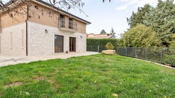 Apartment | Exterior