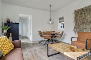 Living room - Chalet by Forest Edge With Modern Design (Markelo)