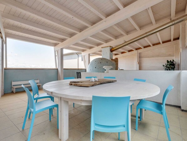 Apartment | Dining - Elegant Apartment in Campobasso near Woods (Campobasso)