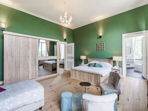 独立别墅 | 6 多间卧室、特色家居、床单