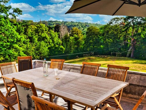 Castle With Wellness and Cinema