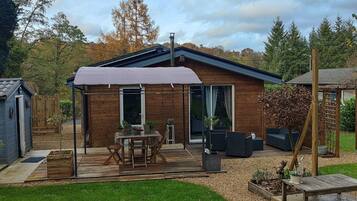 ์ฌ๋ | ์ธ๊ด