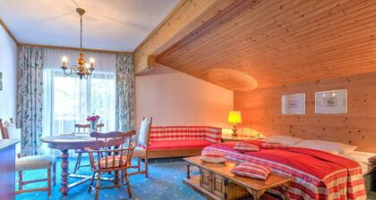 Lovely Holiday Home in Altenmarkt im Pongau With Garden