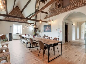House | Dining - Renovated Appartment in Castle (Gesves)