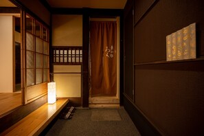 内部エントランス