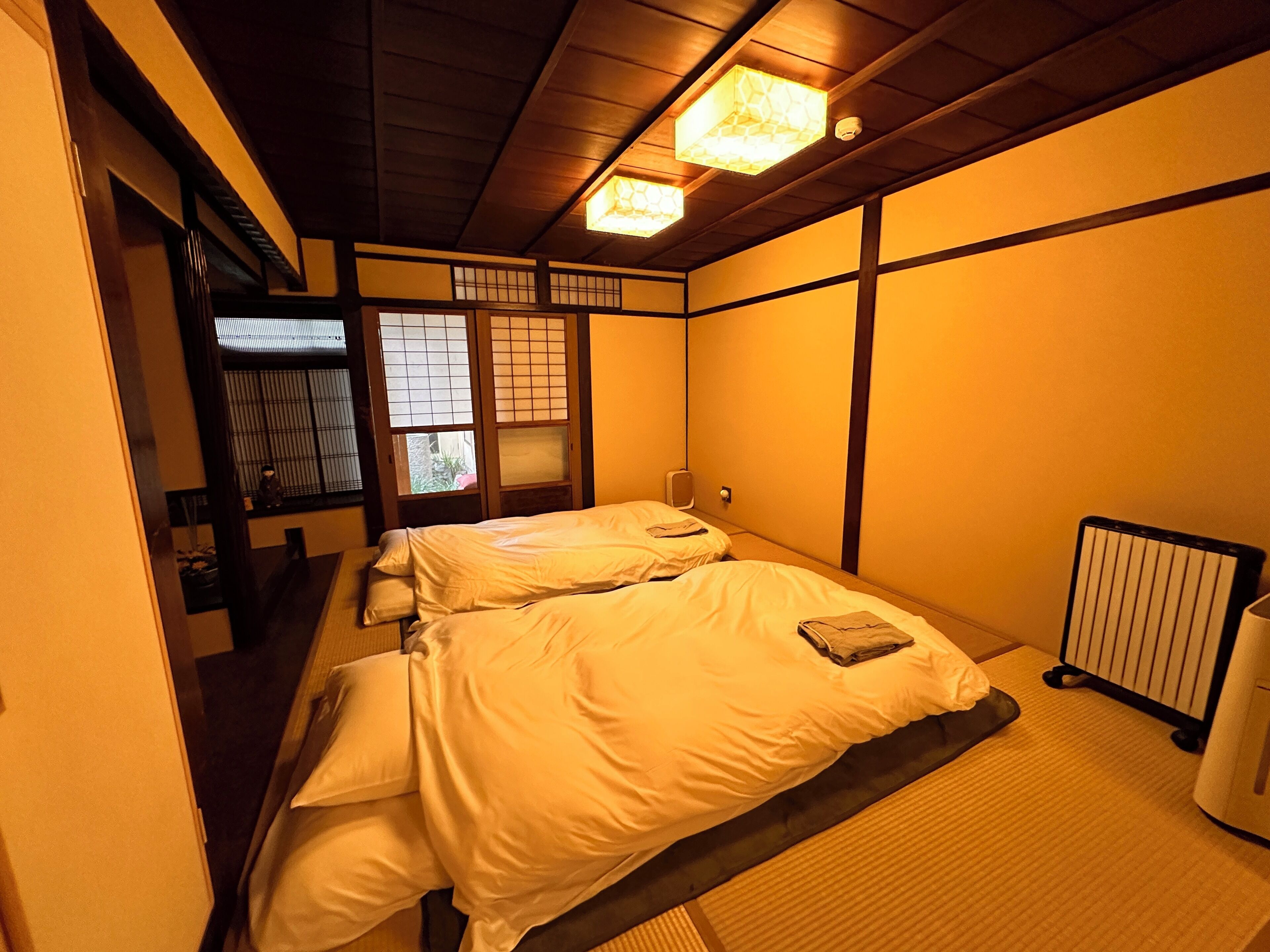 家庭公寓 (Futon for above five people) | 3 間睡房、高級寢具、房內夾萬、遮光窗簾/窗簾