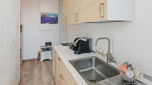 Private kitchen - Lovely Apartment in Roma near Colosseum (Rome)
