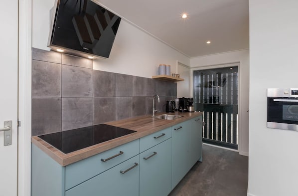 House | Private kitchen | Highchair - Wonderfully Quiet Situated in Polder near Beach (Koudekerke)