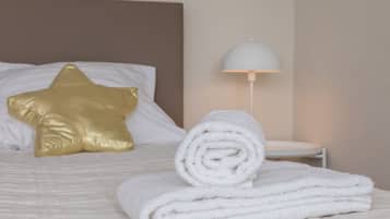 Huis | 2 slaapkamers, individueel gemeubileerd, wifi, beddengoed