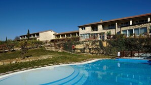 Pool - Scenic Apartment in Casole D'elsa With Sauna (Casole d'Elsa)
