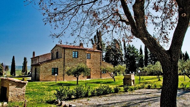 Exterior - Appealing Apartment in Asciano With Barbeque (Asciano)