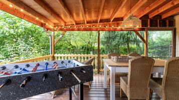 Chalet | Outdoor dining