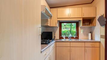 Chalet | Dapur peribadi | Peti sejuk