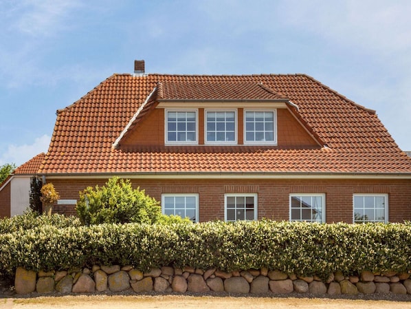 Exterior - Scenic Apartment in Oldenburg near Sea & Forest (Oldenburg in Holstein)