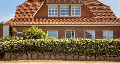 Scenic Apartment in Oldenburg near Sea & Forest
