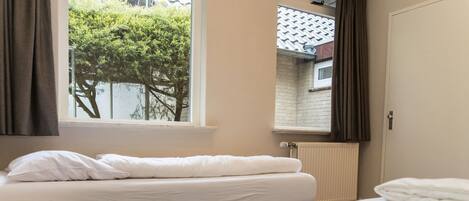 Bungalow | 2 bedrooms, individually furnished, bed sheets