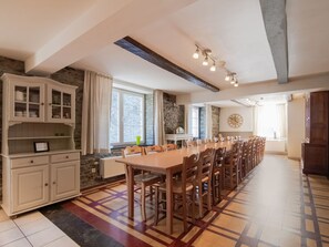 House | Dining - Rustic Holiday Home in Vresse-sur-Semois near Center (Vresse-sur-Semois)