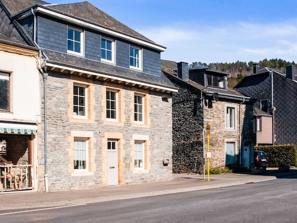 House | Exterior
